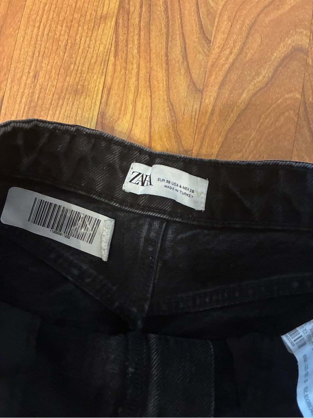ZARA Black Ripped Wide Leg Jeans Size 4 US 26 High Rise Distressed Straight Deni - Picture 5 of 5